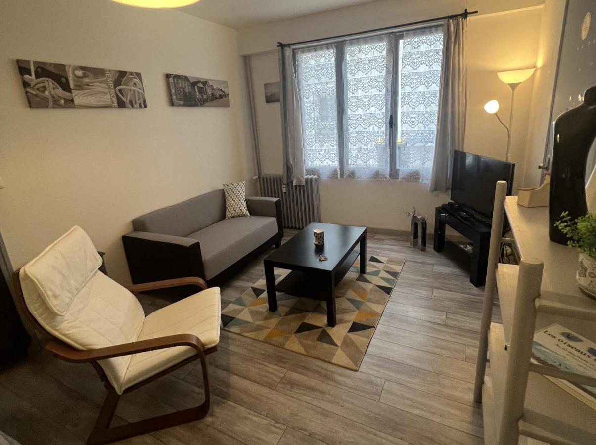 Le P'Tit Gris Apartment โรชฟอร์ ภายนอก รูปภาพ